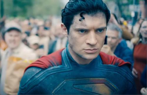 完全新作の映画『スーパーマン』が2025年夏に日本公開決定！！特報映像も解禁