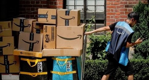 日本のAmazon配達員「トイレも行けない」と労組結成が相次いでしまう