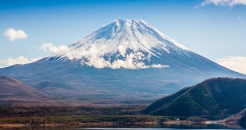 【クソ迷惑】富士登山者の“遭難”開山日から1カ月弱で22件も発生！「疲れて動けなくなった、助けて」