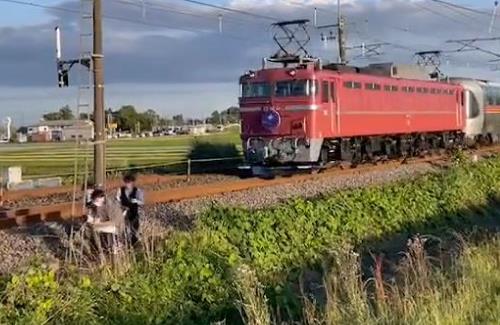 【悲報】撮り鉄さん、またやらかしてしまう・・・