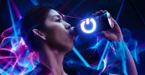 「とてもすごく強い。」エナドリ『ZONe』が吉田沙保里さんとコラボ！スイカのやつパロってるｗｗｗｗｗ