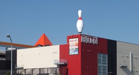 『ラウンドワン』来年より8割の店舗で平日の深夜営業を短縮！電気料金や人件費が上がり見直し