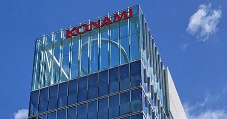 コナミが新卒初任給を「30万円」に引き上げ！正社員も「月5000円」プラスされる！