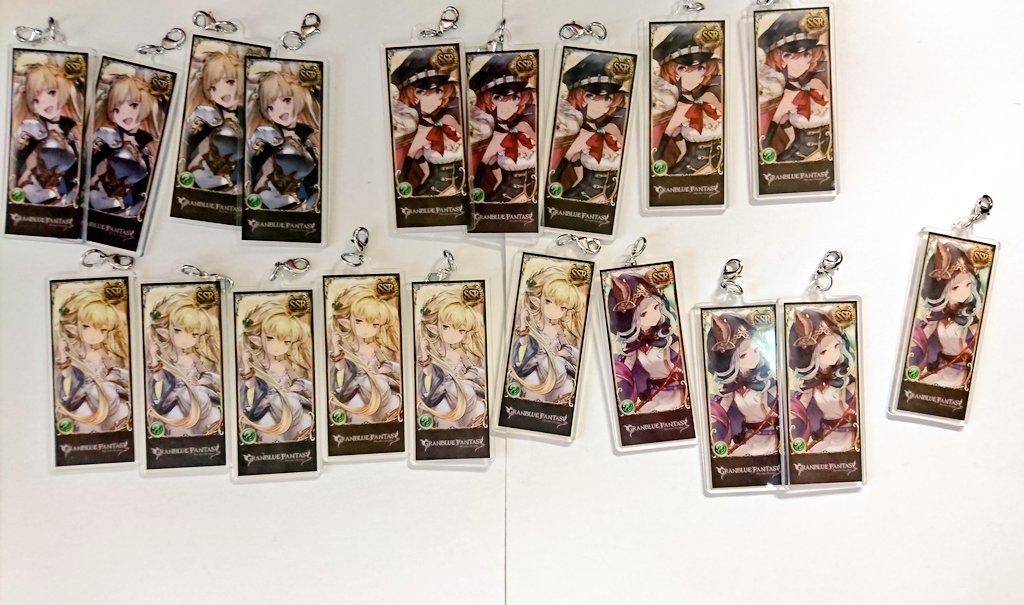 グラブル　編成アクリルチャーム　四騎士 グラブル 編成チャーム 四騎士 セット - メルカリ
