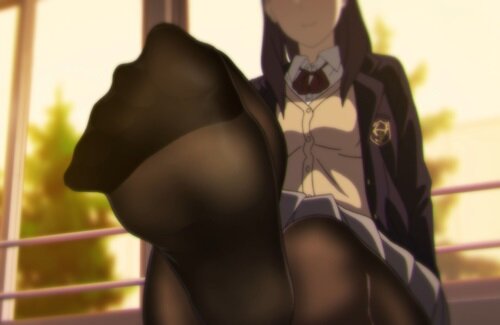 女子「タイツ会社は新品の中にこれ入れるのやめて」⇒  13万いいね超え