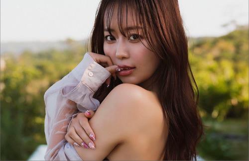 【祝】声優・井口裕香さん、「ヤングガンガン」の表紙を飾る