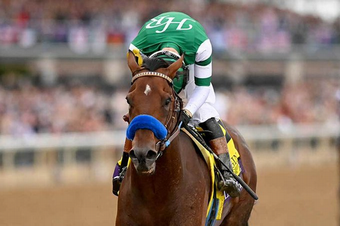 最強の馬引退！ 最強馬フライトライン ブリーダーズクラシックレースを最後に引退