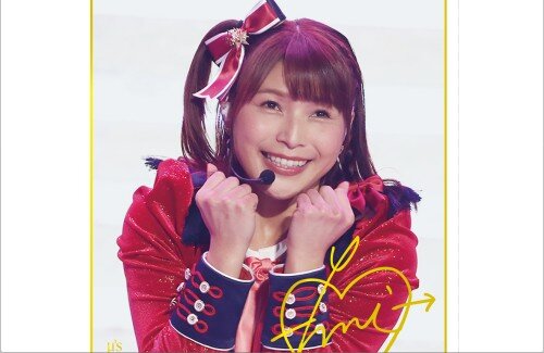 【画像】新田恵海さん『みんな「強そう」って言うけど、これ“ダイスキ！”ポーズだからね...？？』