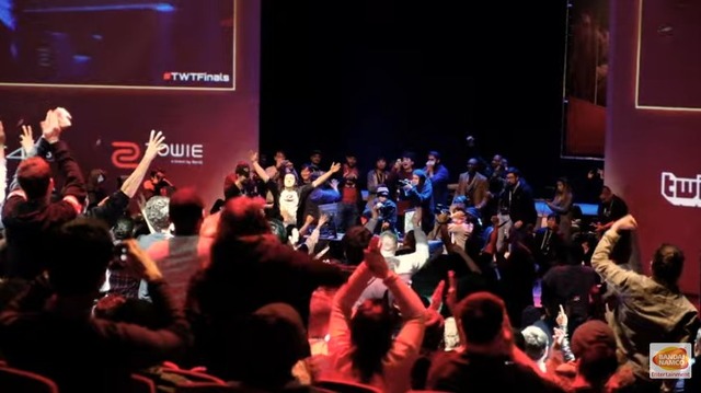 2019y08m05d_112750385