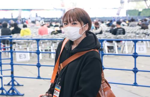 【！？】声優・井澤詩織さんがカメラアシスタントとして「ブシロード15周年記念ライブ」に参加