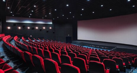 【わかる】「映画上映前のＣＭ多すぎ！」インドで観客の損害賠償請求認める判決