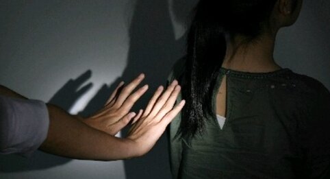 “手かざし治療”グループ「トリニティ」を脱会しようとした女性を殴った男女5人を逮捕、これがハンドパワー･･･