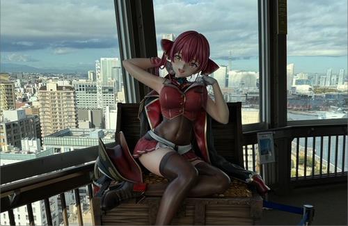 「ホロライブ・宝鐘マリン×横浜マリンタワー」コラボで等身大フィギュアが展示…エッッッすぎるｗｗｗｗｗｗｗ