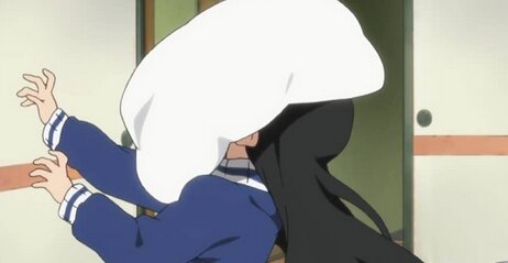 『全日本まくら投げ大会』が開幕！競技だけど楽しそうだなｗｗｗｗ