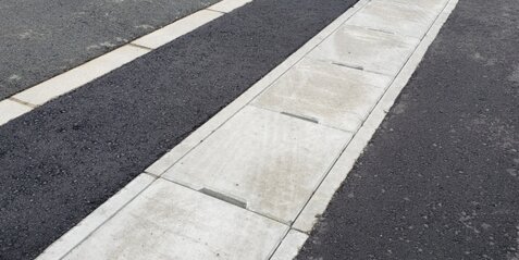 側溝からスカート覗き見した『側溝マン』3度目の逮捕で供述「生まれ変わったら道になりたい」