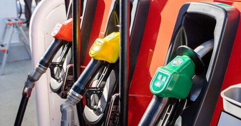 JAFが「ガソリン二重課税の廃止を」と政府に要望！ 補助金延長とか言ってる場合じゃないんだよなぁ…