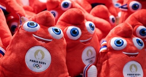 パリ五輪のマスコットがキモいと話題に、ぬいぐるみは中国製でデザイン嘲笑「クリ〇リスみたい」ｗｗｗｗ