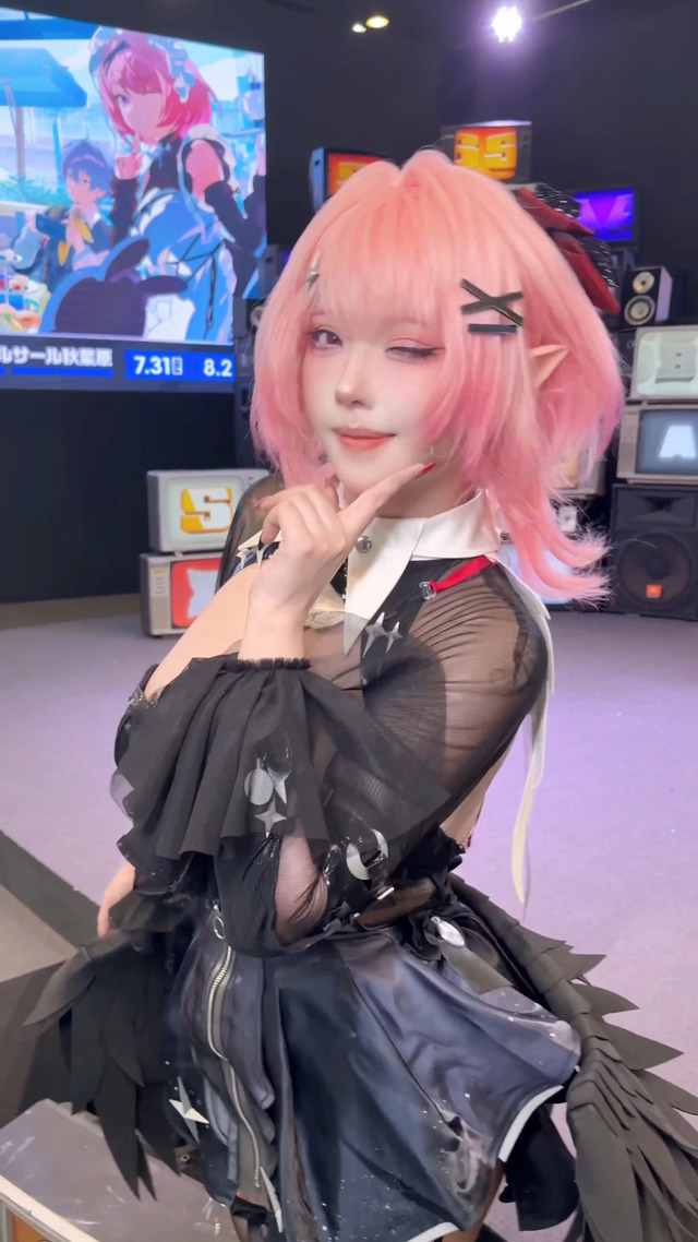 videoframe_8827