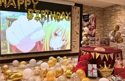 【画像】コマリ様の誕生日を盛大に祝う「ひきこまり吸血姫の悶々」公式ｗｗｗｗｗｗｗｗｗｗ