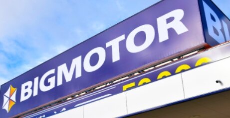 とある車乗りさん、今年の“不祥事フルセット”だと話題にｗｗｗｗ