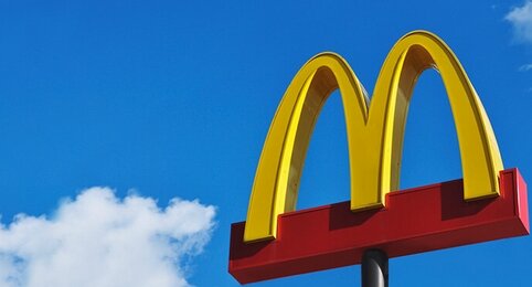 【朗報】マクドナルドのストロー、プラに戻る店舗が発見される