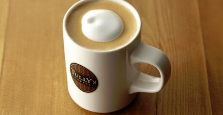 タリーズコーヒーが値上げを発表、26日から　「カフェラテ小」は440円に