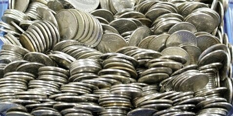 メダル800枚をパチ屋の他の客の台から盗んだ無職（44）逮捕時の所持金60円「万引きでもしないと生活できない」