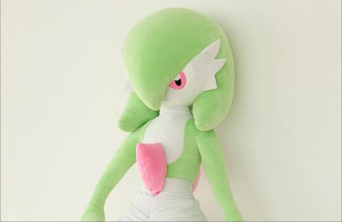 【ポケモン】等身大サーナイトのぬいぐるみが発売決定ｗｗｗｗｗｗｗｗｗｗ