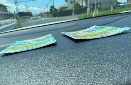 【画像】曲がったトレカを簡単に直す方法ｗｗｗｗｗｗｗｗｗｗ