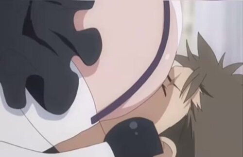 【悲報】有名VTuberの中の人、◯◯を顔面に押し付けられる・・・