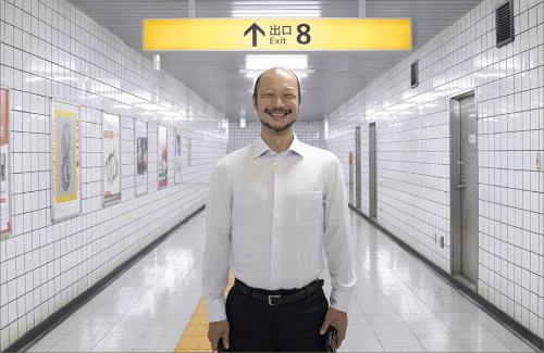 映画「8番出口」の歩くおじさん、人気で引っ張りだこｗｗｗｗｗｗｗｗｗ