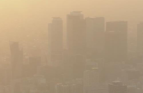 大規模黄砂やべえ・・・30超の都道府県で観測