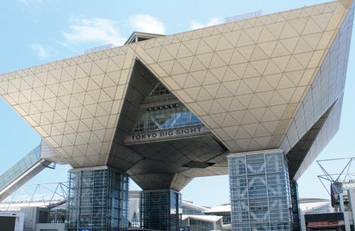 【C102】来年の夏コミは8月12・13日に開催！…『1日あたり約12万人強の参加者の受入を目指す』