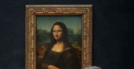 名画「モナリザ」環境活動家2人にスープをかけられてしまう…また破壊活動してる