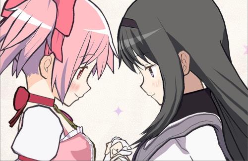 「魔法少女まどか☆マギカ Magia Exedra」、公式が公開したカップリングイラスト最高や！！！