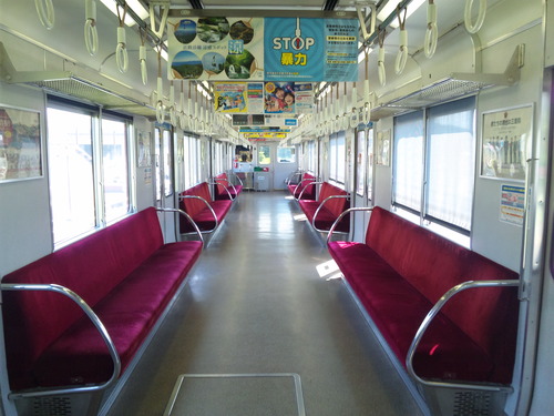 近鉄9000系車内