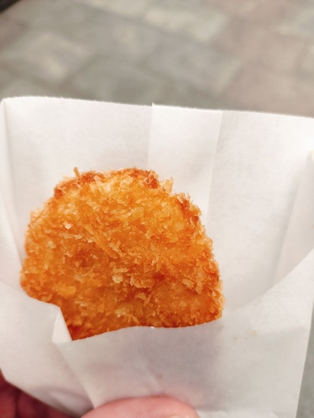 【画像】商店街に食べ歩きに来たよ