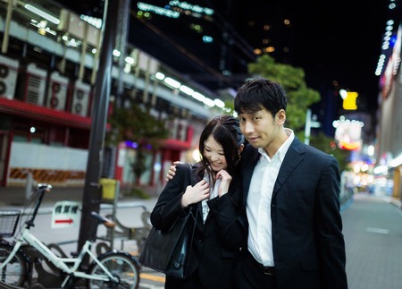 【悲報】ホストを1位にしたくて強盗殺人した女さん、無期懲役の判決に震えあがる