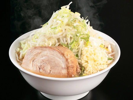 二郎「接客態度悪いです。店汚いです。謎ルール多いです。カルト的で客がキモいです」