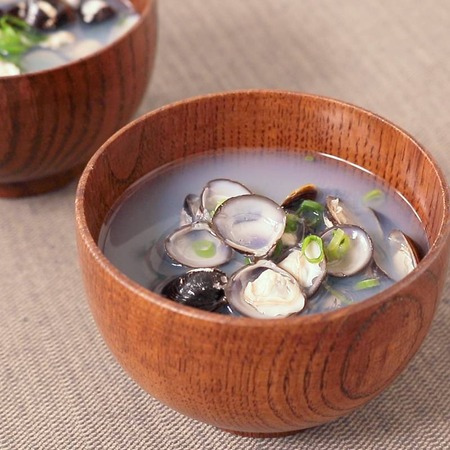 味噌汁のしじみって食ったらあかんのか！？