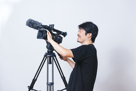 ワイ、AV男優デビュー