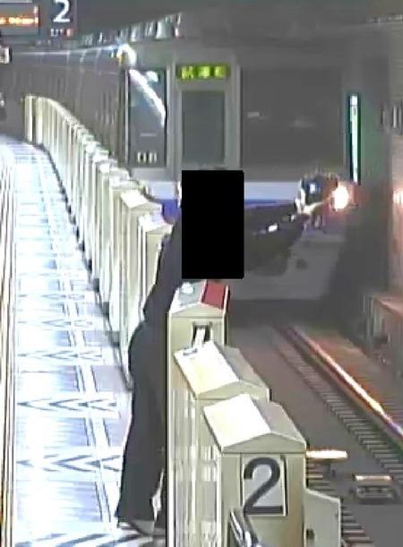 【定期】撮り鉄、また電車を止める