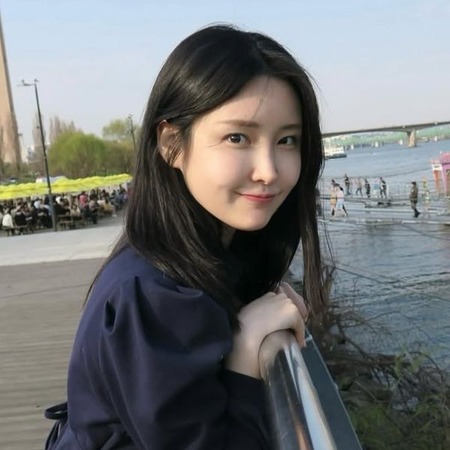 【画像】韓国の頂き女子 おぢから1000万円を頂いてぶち殺される…