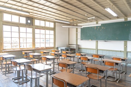 三大小学校の謎のお約束「先生はトイレじゃありません」「皆さんが静かになるまで○○分かかりました」