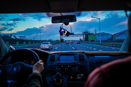 車の運転下手くそなやつwwww