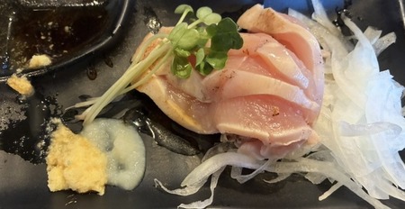 鶏刺身、うまい！