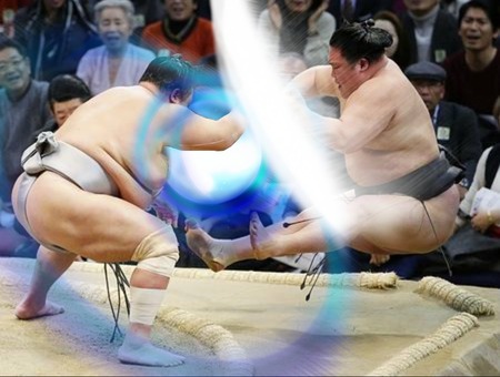 ヤンキーさん、力士にケンカ売るも片手で持ち上げられてガチ泣き