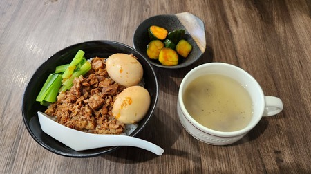 魯肉飯と下水湯作ったで