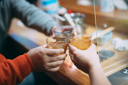 お酒って絶対飲まない方が人生豊かになるよな