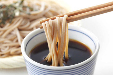 【悲報】日本そば、外人にバレる